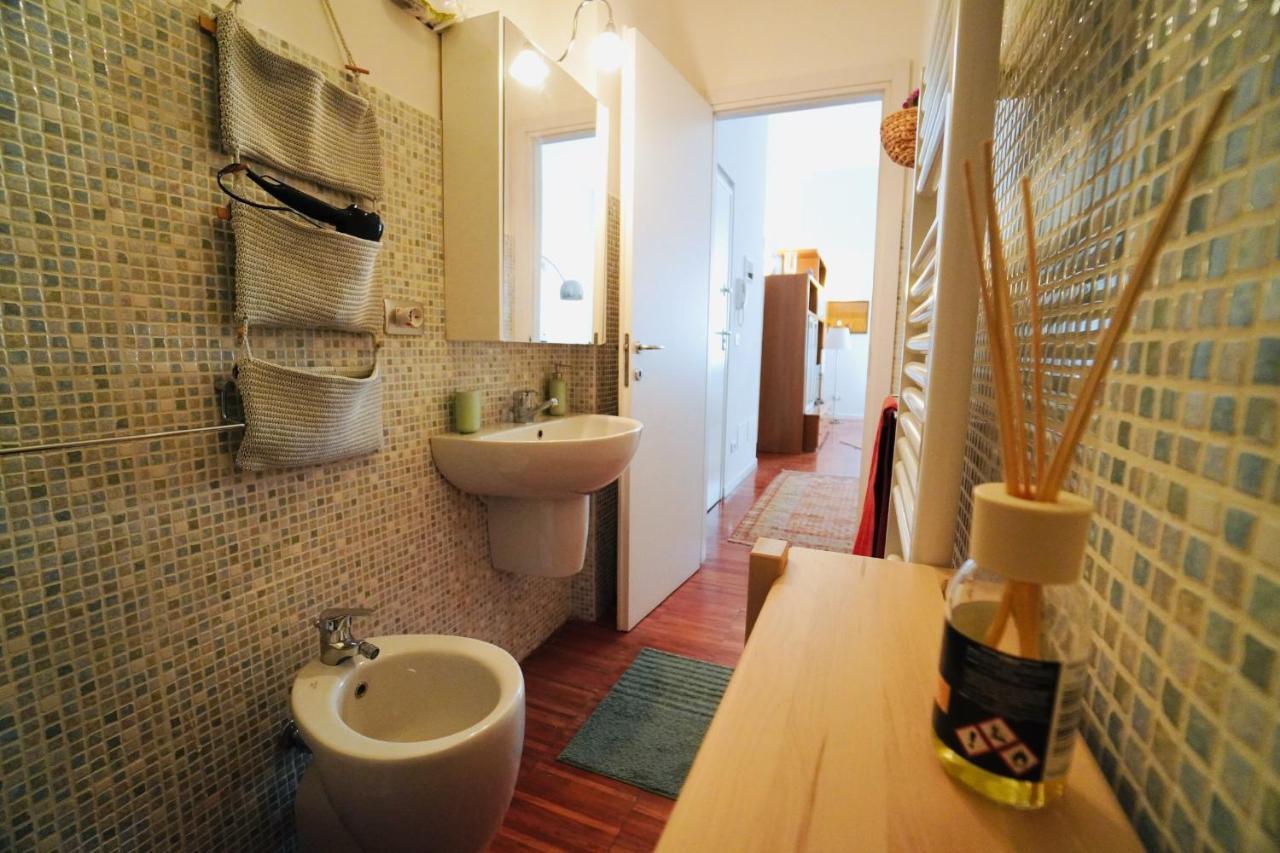 A Casa Di Enza Appartement Bologna Buitenkant foto