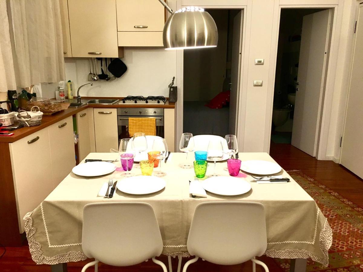 A Casa Di Enza Appartement Bologna Buitenkant foto